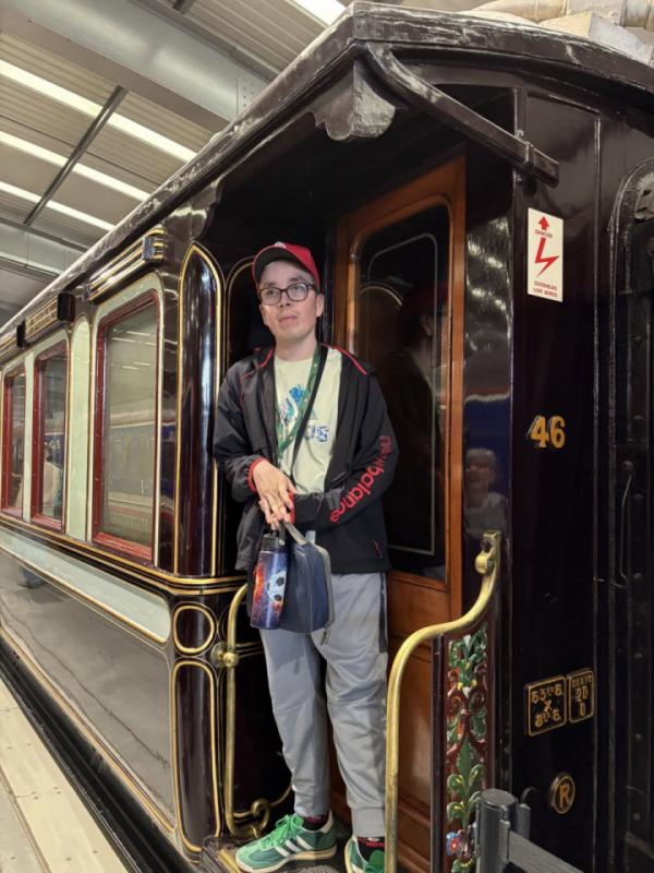An thumbnail image for the news story about acomb hub visit to locomotion Acomb Hub visit to locomotion